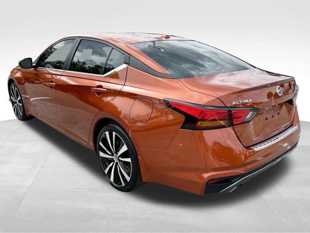 Nissan Altima 2.5 Sr - Thumbnail 9