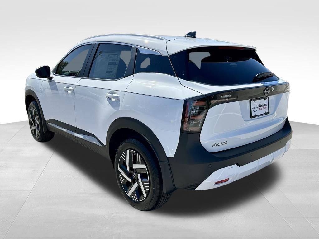 Nissan Kicks Sv - Thumbnail 9