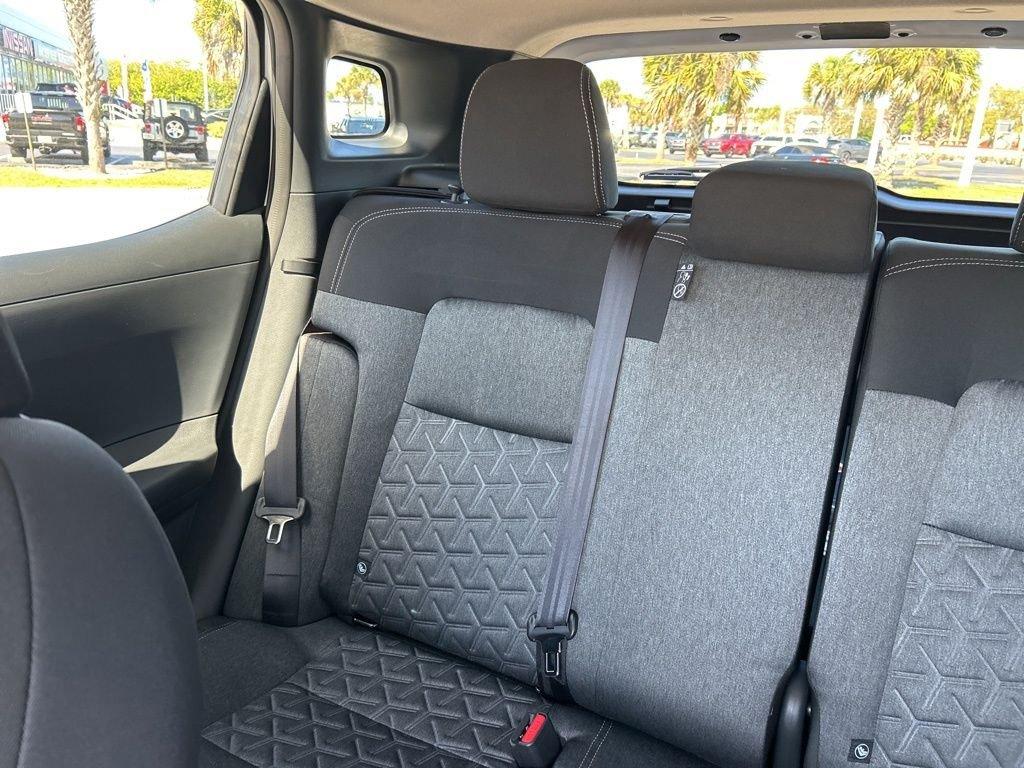 Nissan Kicks Sv - Thumbnail 14