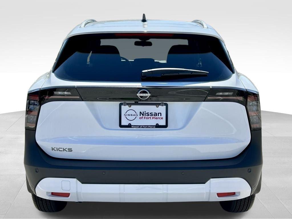 Nissan Kicks Sv - Thumbnail 8