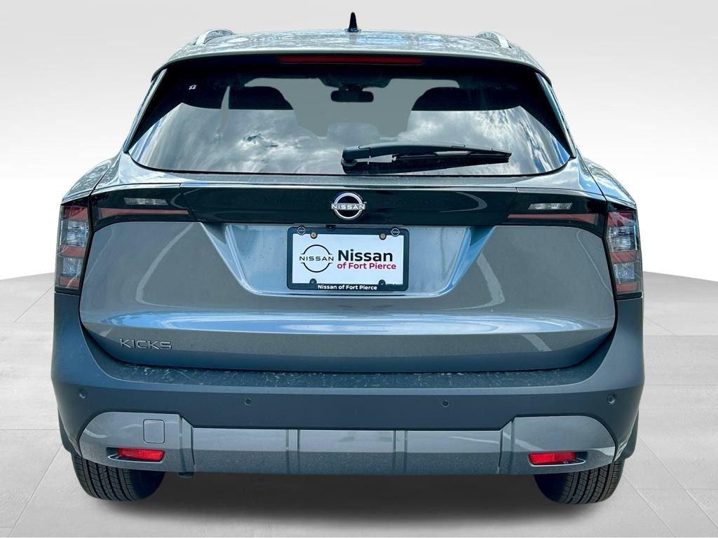 Nissan Kicks Sv - Thumbnail 8