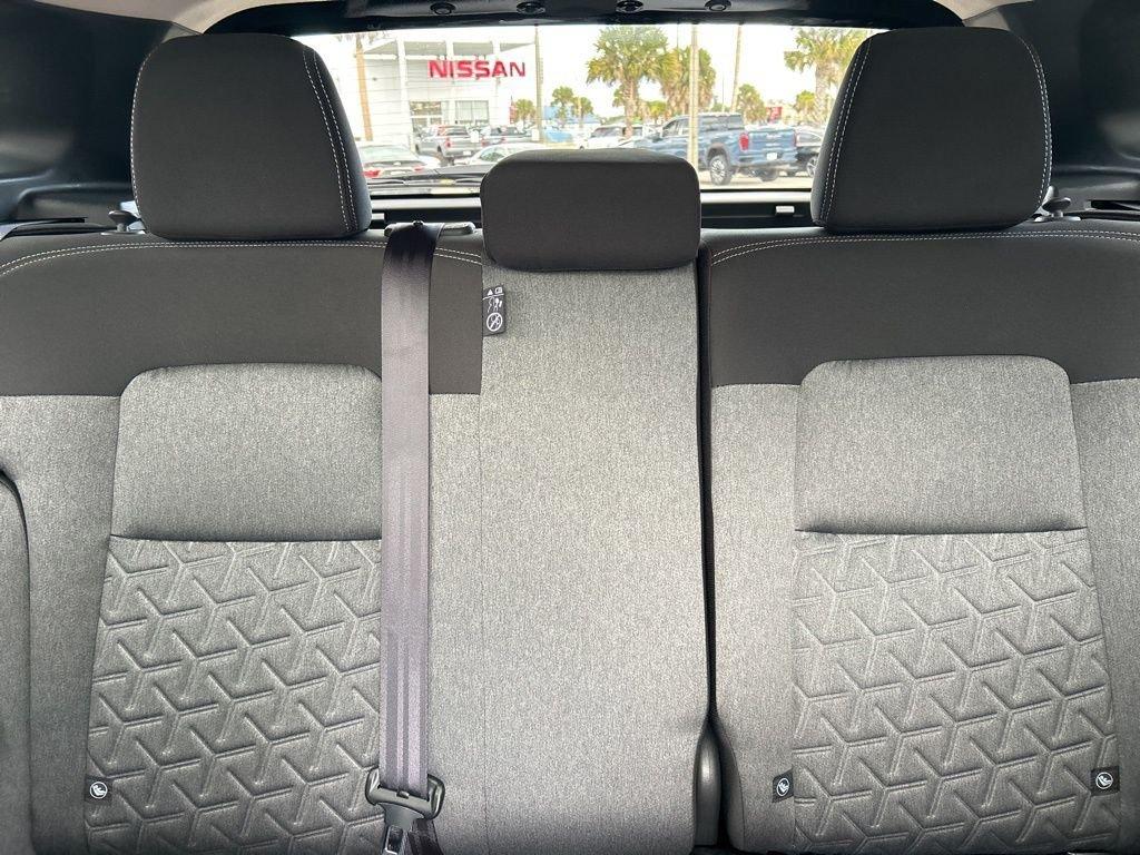 Nissan Kicks Sv - Thumbnail 16