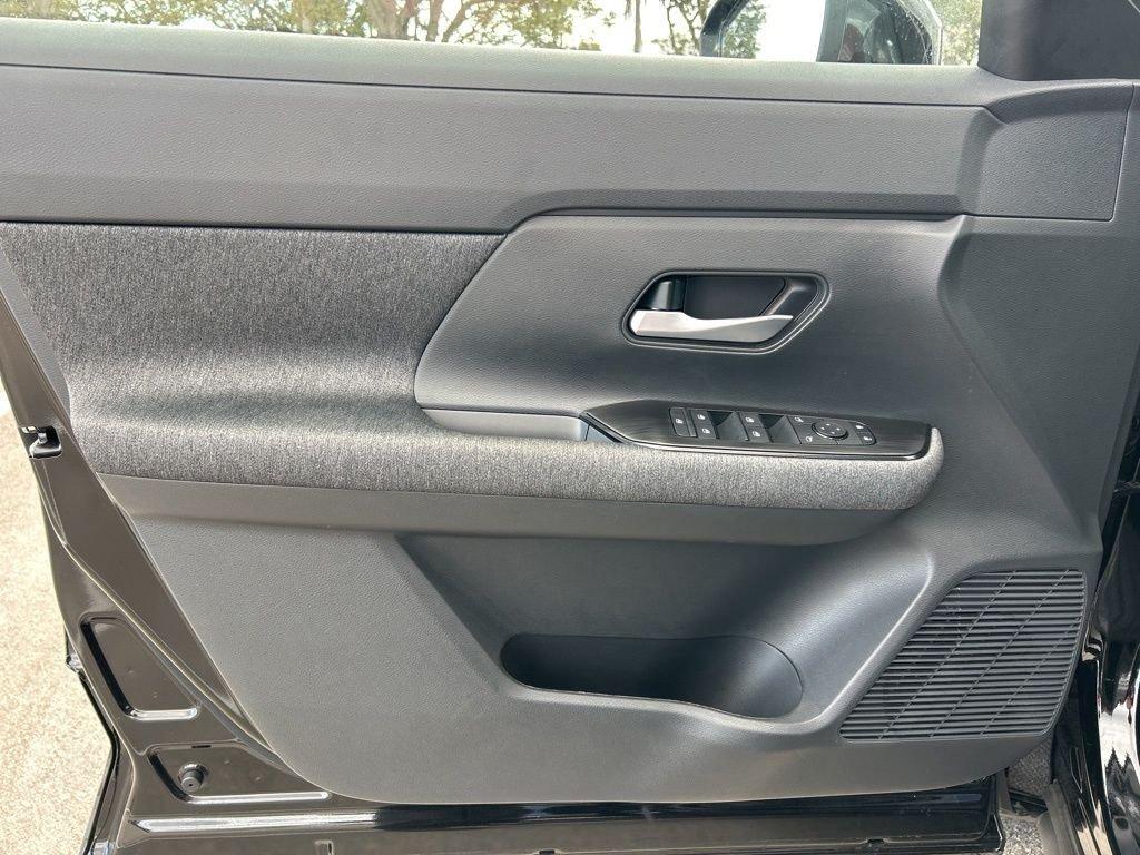 Nissan Kicks Sv - Thumbnail 18