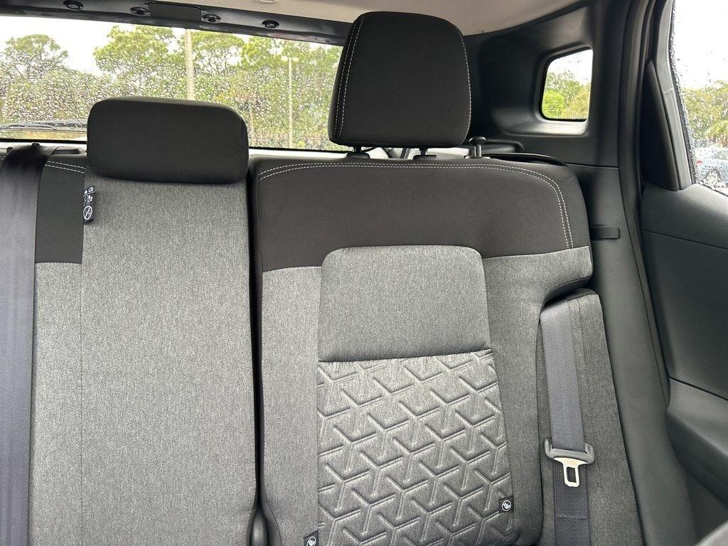 Nissan Kicks Sv - Thumbnail 16