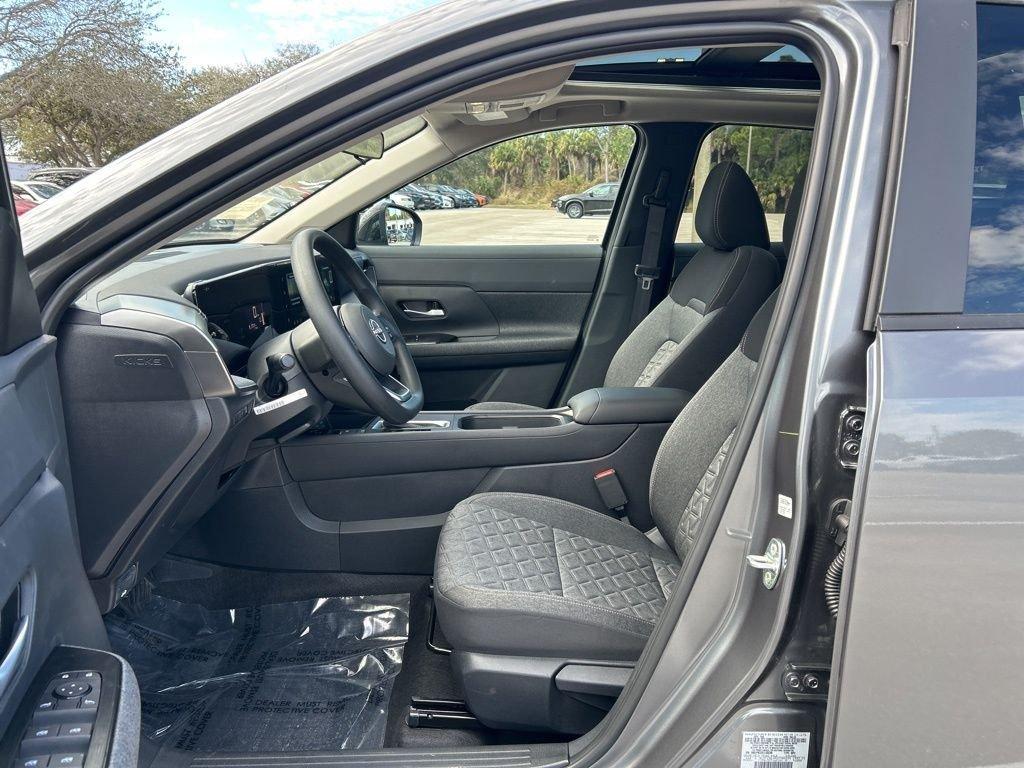 Nissan Kicks Sv - Thumbnail 17