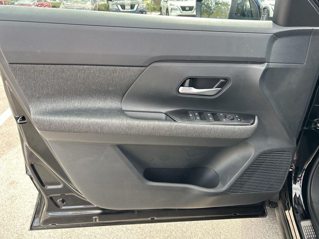 Nissan Kicks Sv - Thumbnail 18