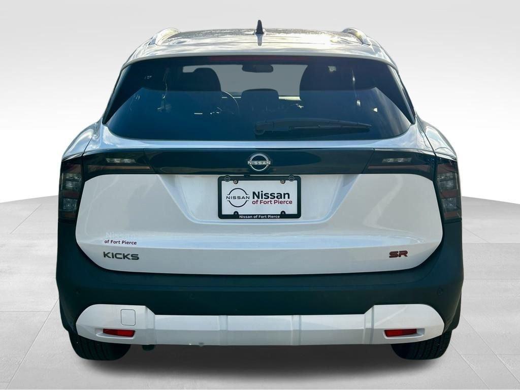 Nissan Kicks Sr - Thumbnail 8