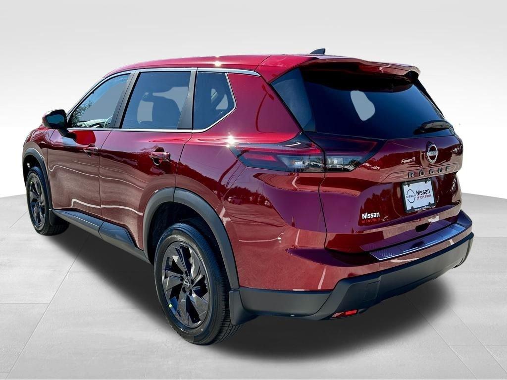 Nissan Rogue Sv - Thumbnail 9