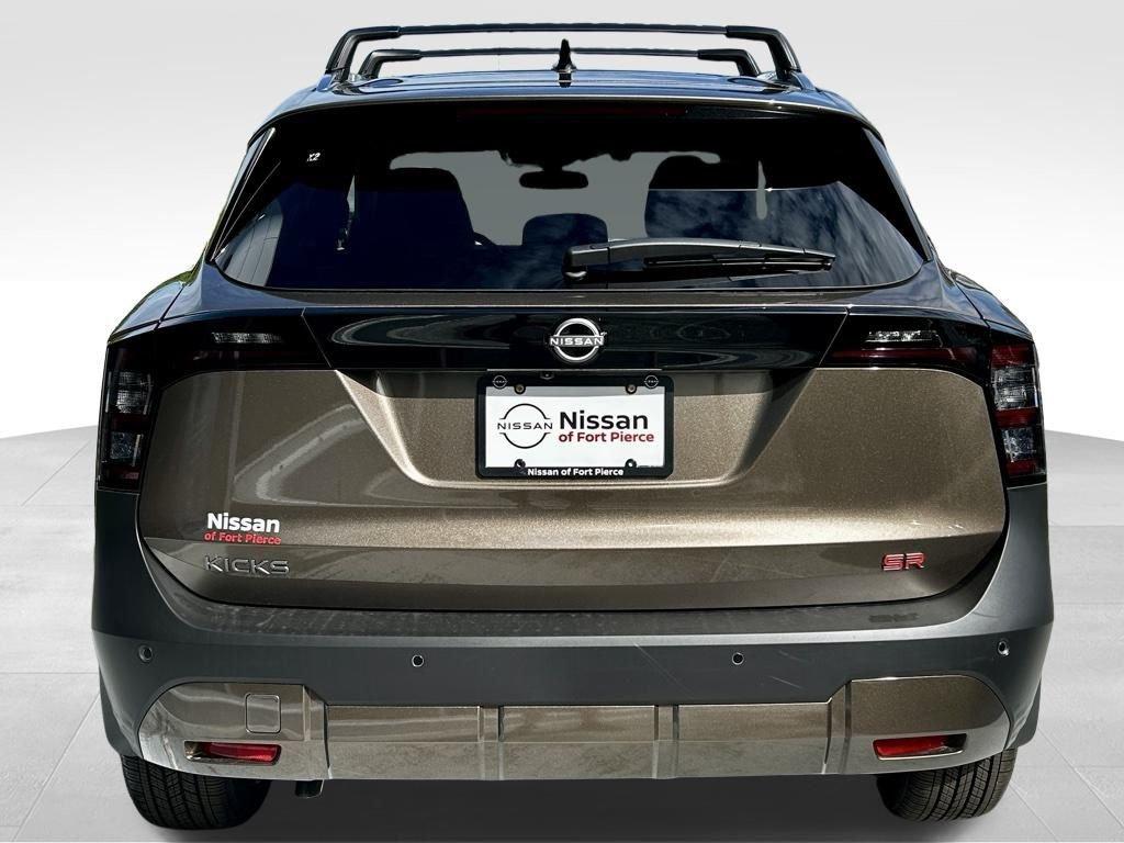 Nissan Kicks Sr - Thumbnail 8