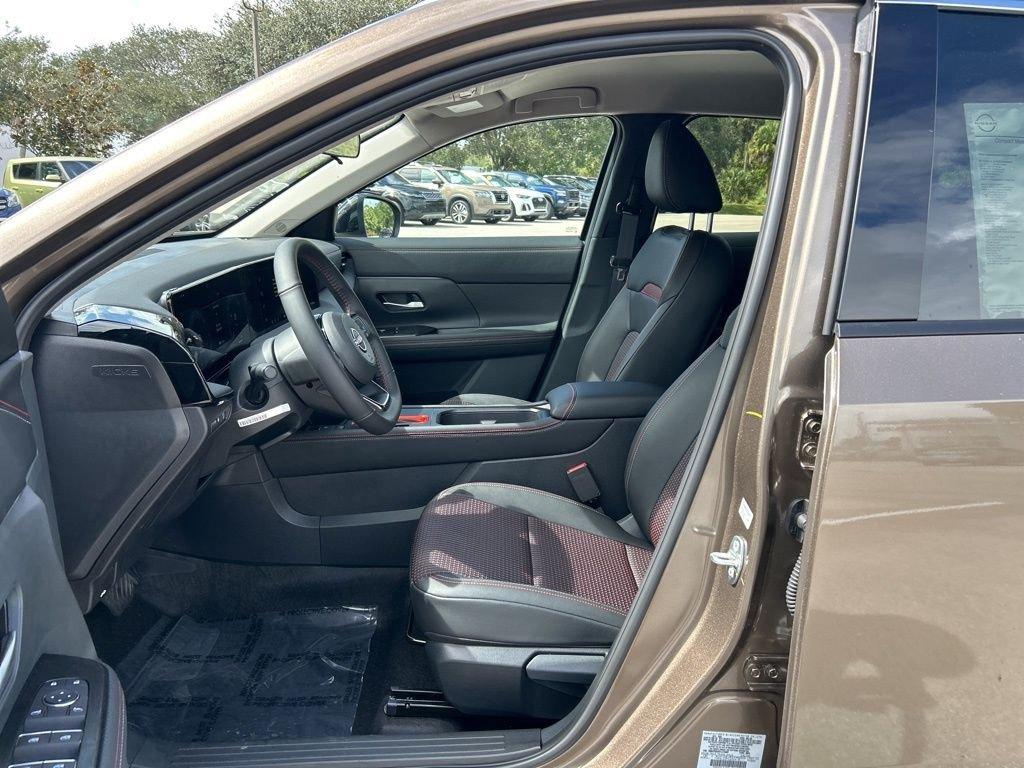 Nissan Kicks Sr - Thumbnail 11