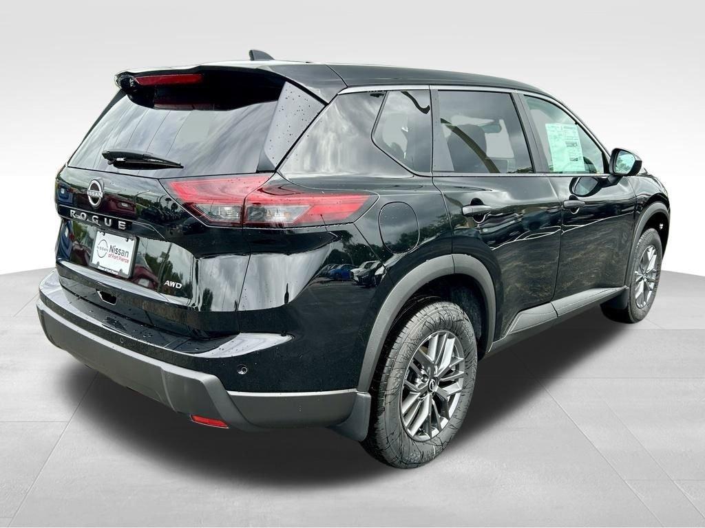 Nissan Rogue S - Thumbnail 8