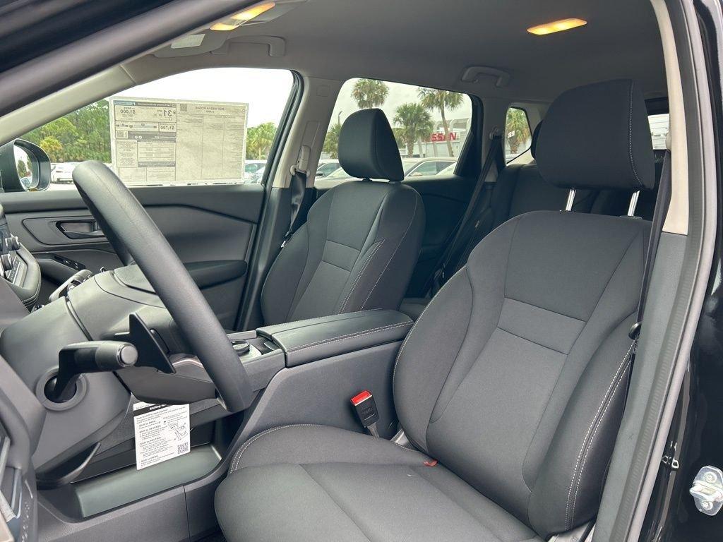 Nissan Rogue S - Thumbnail 15