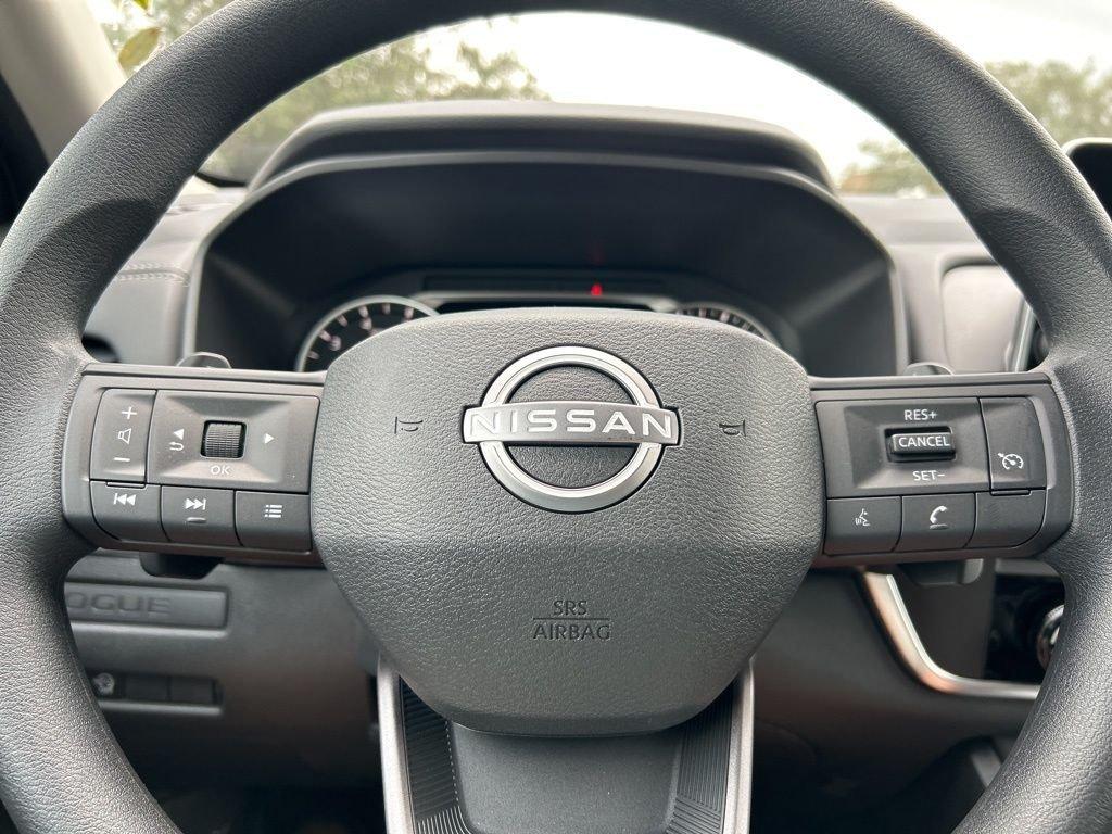 Nissan Rogue S - Thumbnail 18