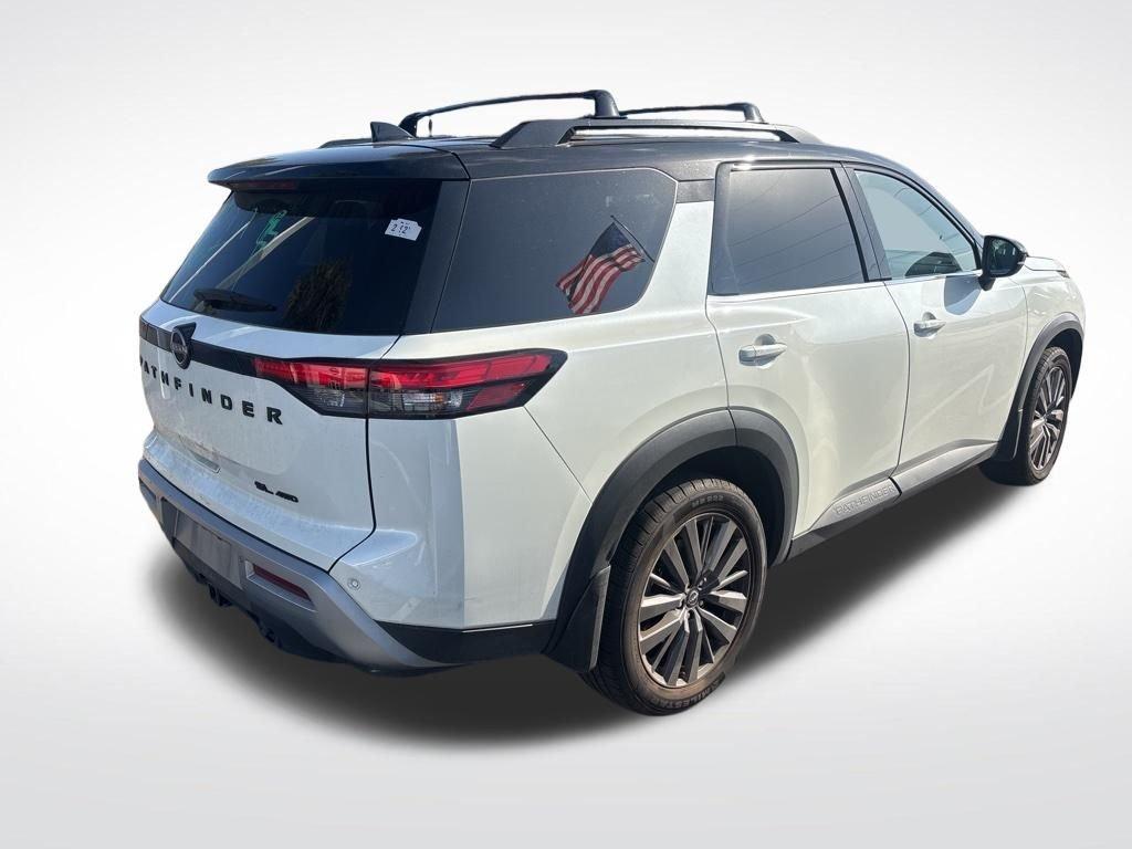 Nissan Pathfinder Sl - Thumbnail 6