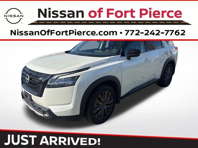 Nissan Pathfinder Sl - View 1