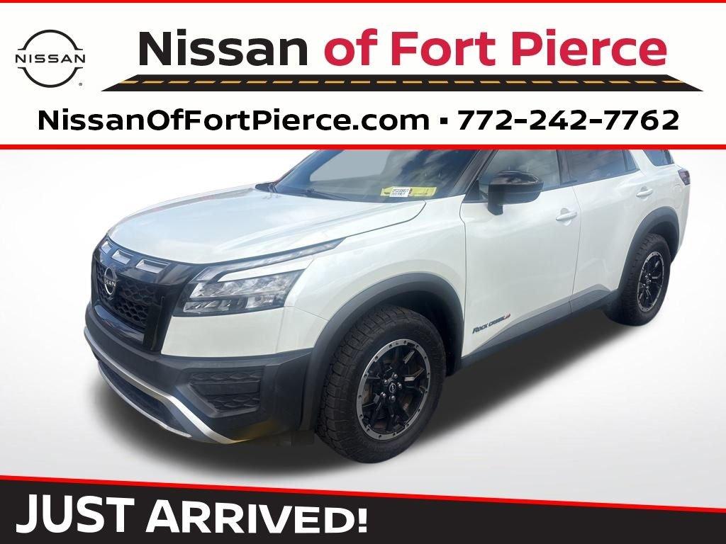 Nissan Pathfinder Rock Creek - Thumbnail 2