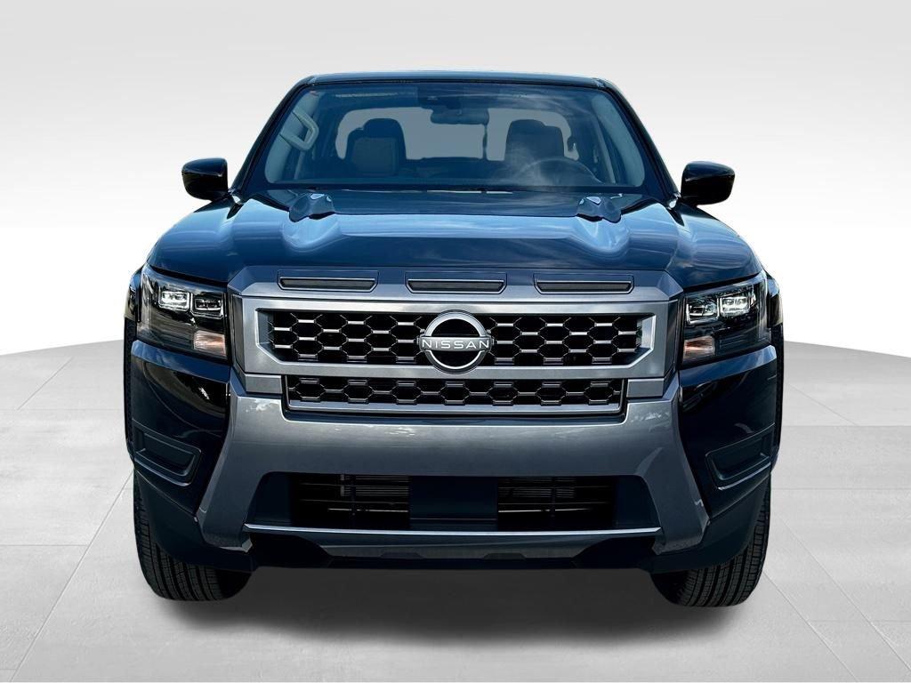 Nissan Frontier Crew Cab Sv - Thumbnail 3