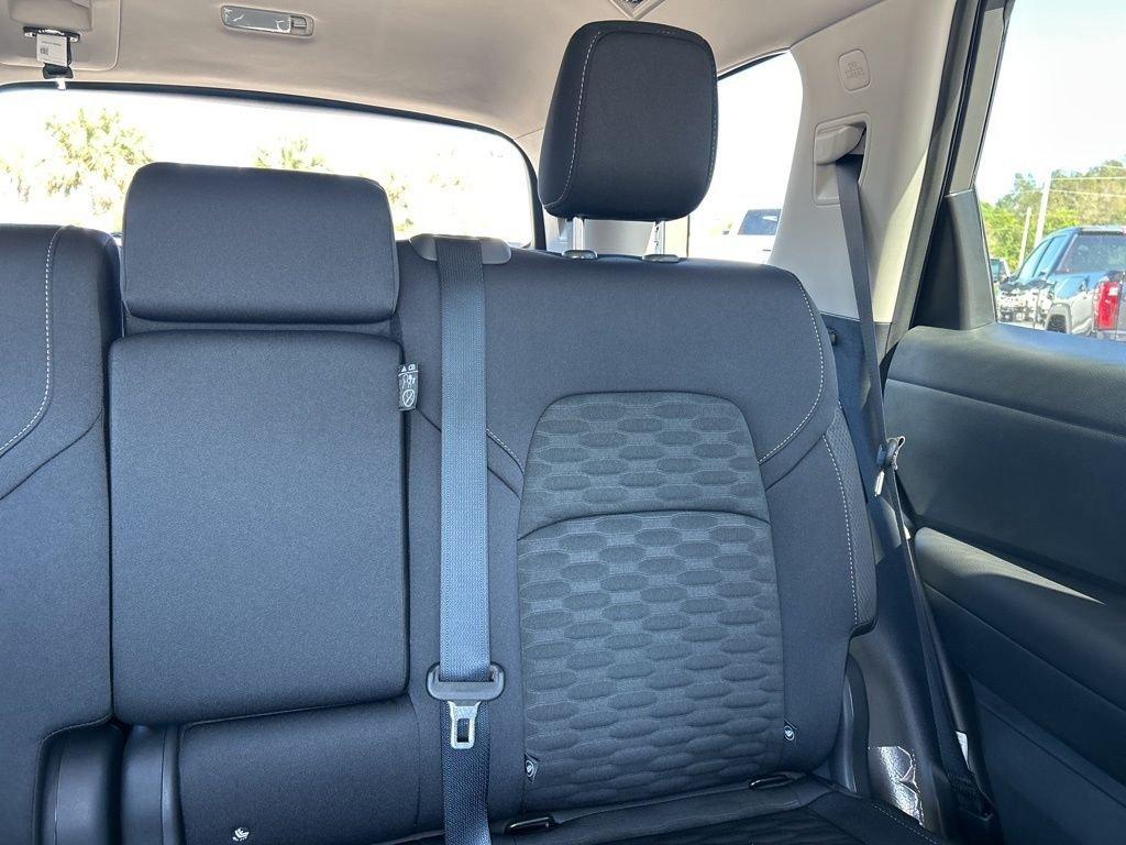 Nissan Pathfinder Sv - Thumbnail 16