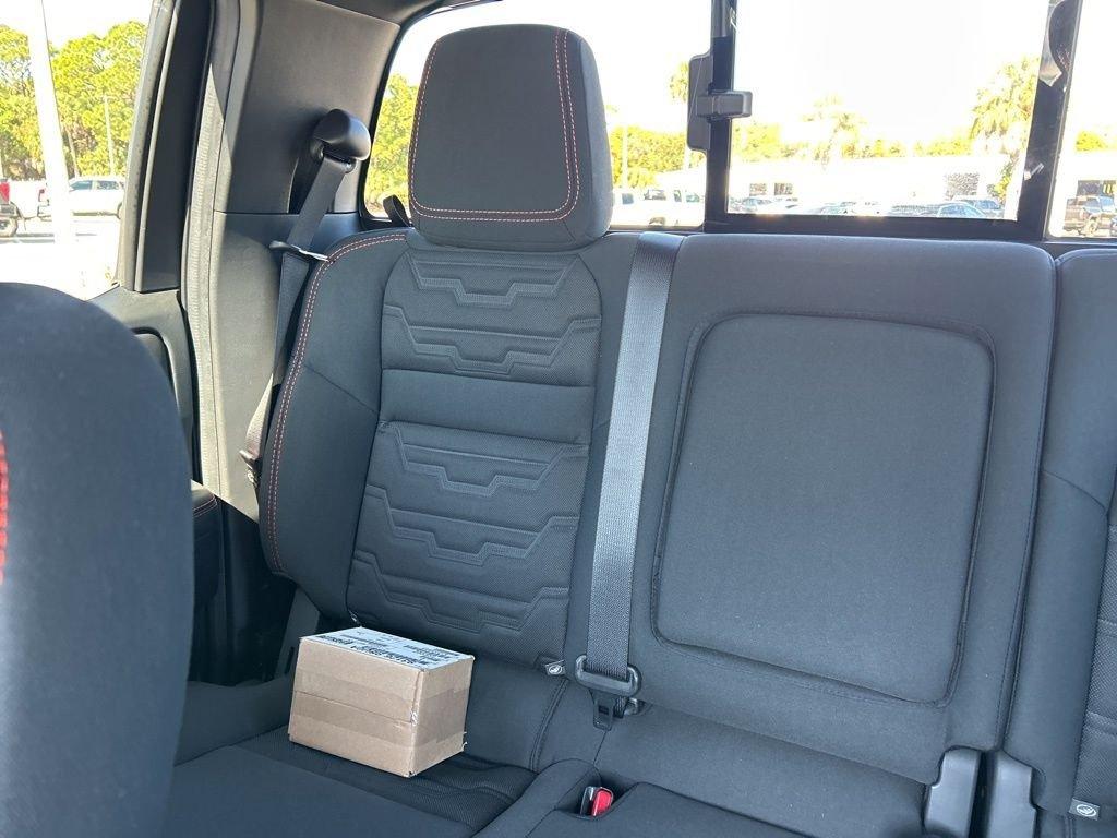 Nissan Frontier Crew Cab Pro-X® - Thumbnail 14