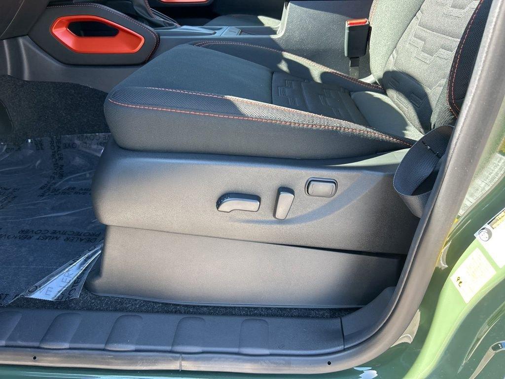 Nissan Frontier Crew Cab Pro-X® - Thumbnail 18