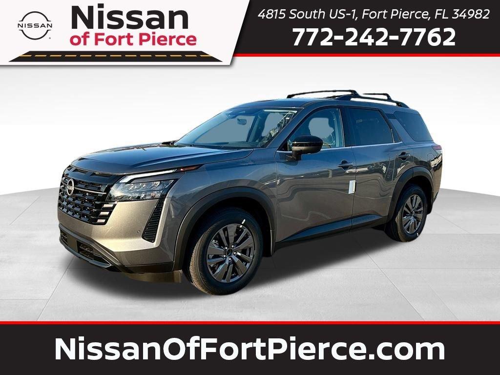 Nissan Pathfinder Sv - Thumbnail 2