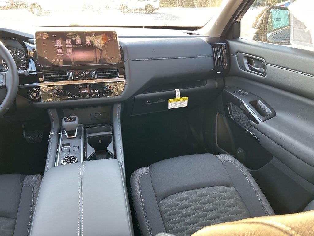 Nissan Pathfinder Sv - Thumbnail 13