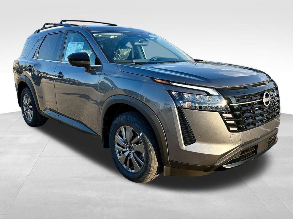 Nissan Pathfinder Sv - Thumbnail 4