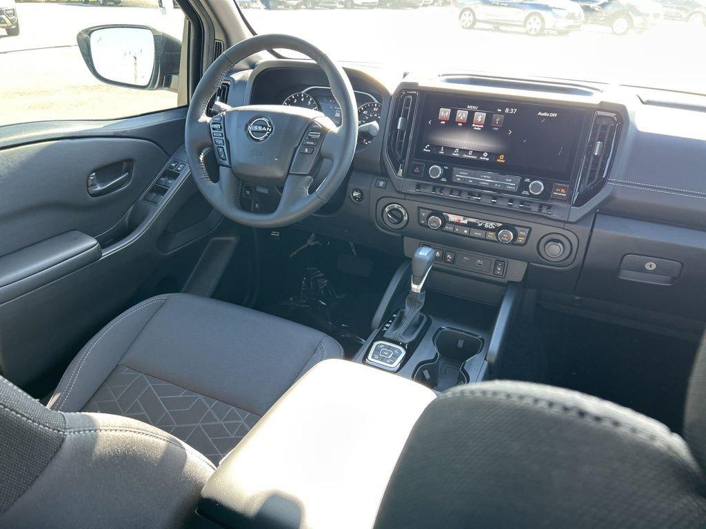 Nissan Frontier Crew Cab Sv - Thumbnail 11