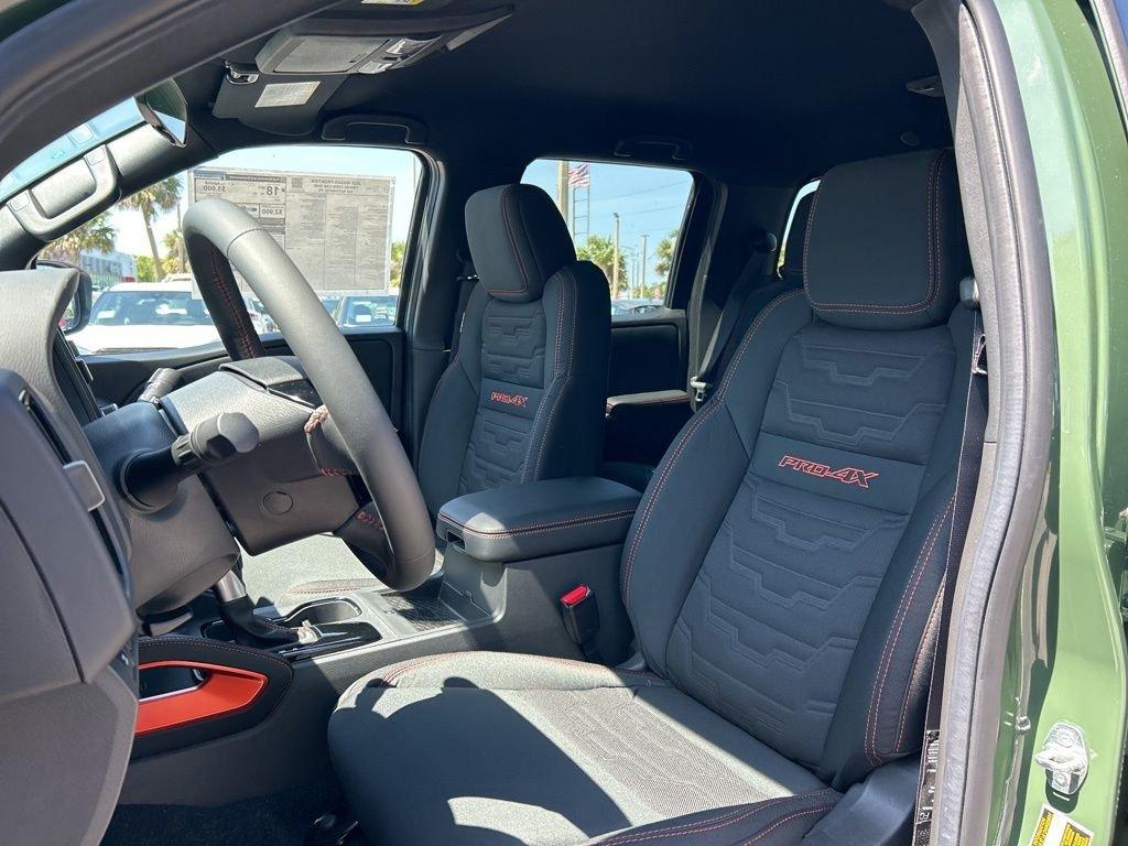 Nissan Frontier Pro-4X - Thumbnail 16