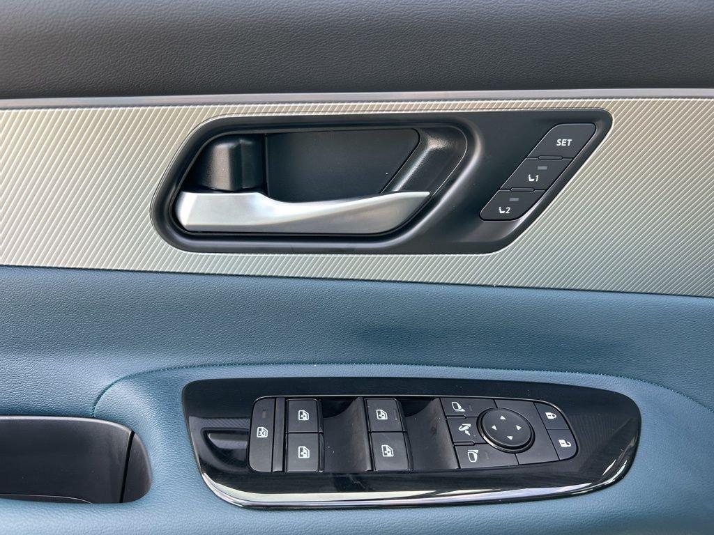 Nissan Murano Platinum - Thumbnail 20