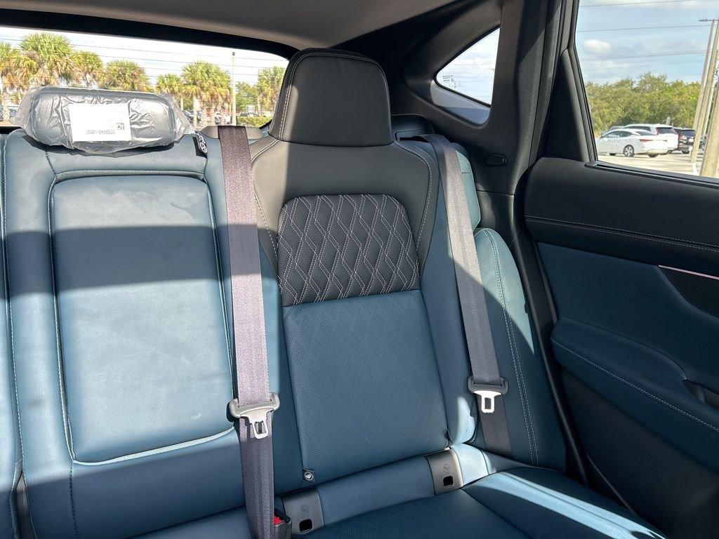 Nissan Murano Platinum - Thumbnail 15