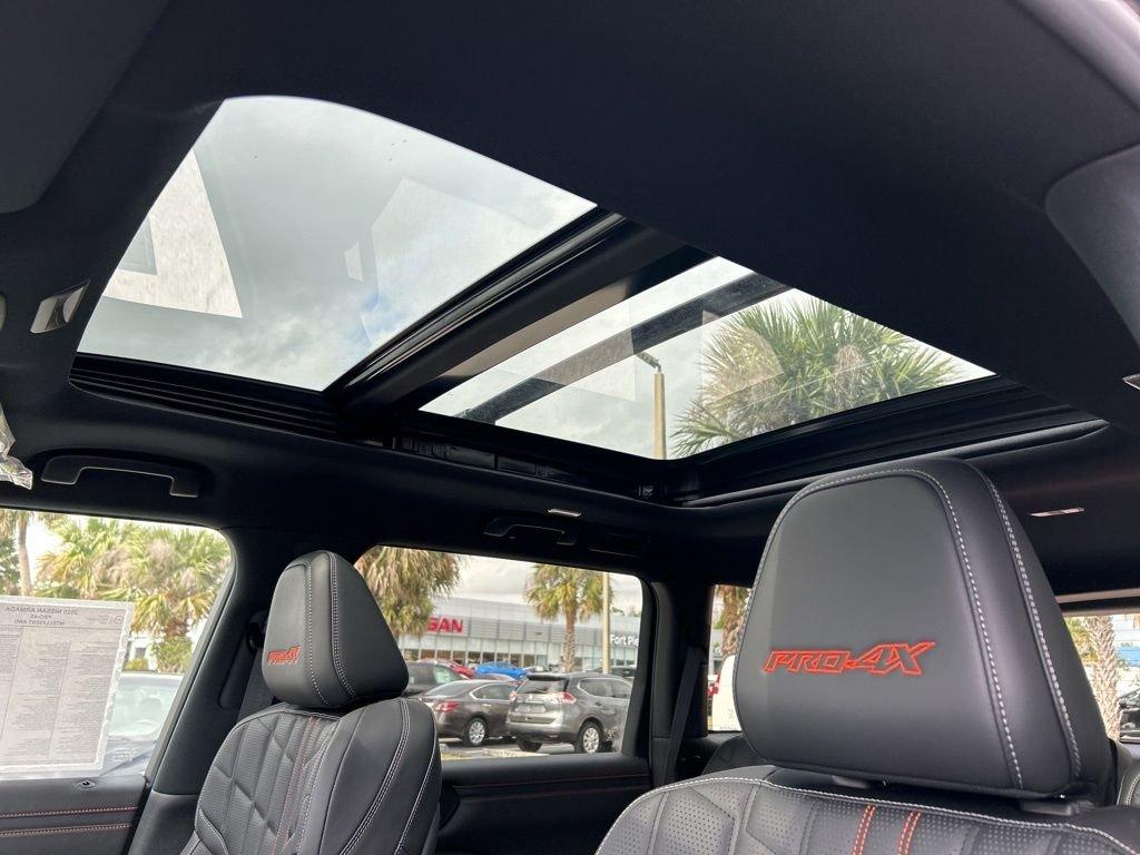 Nissan Armada Pro-4X - Thumbnail 18