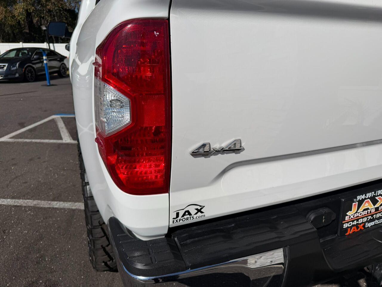 Toyota Tundra 4WD - Thumbnail 16