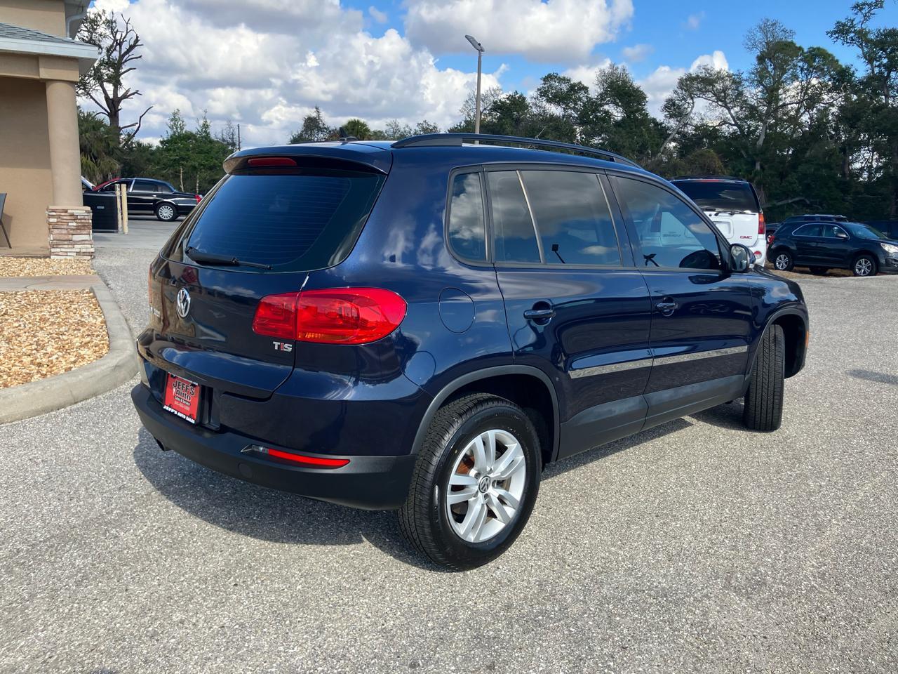 Volkswagen Tiguans - Thumbnail 6