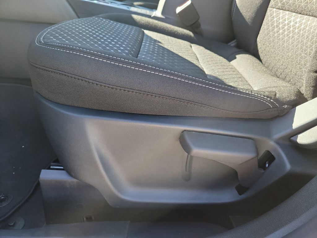 Ford Escape - Thumbnail 19