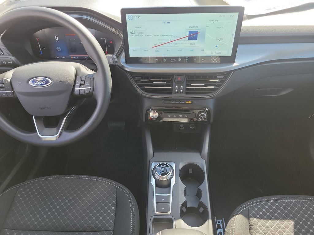 Ford Escape - Thumbnail 16