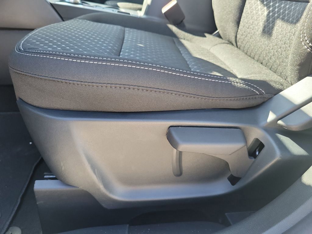 Ford Escape - Thumbnail 20