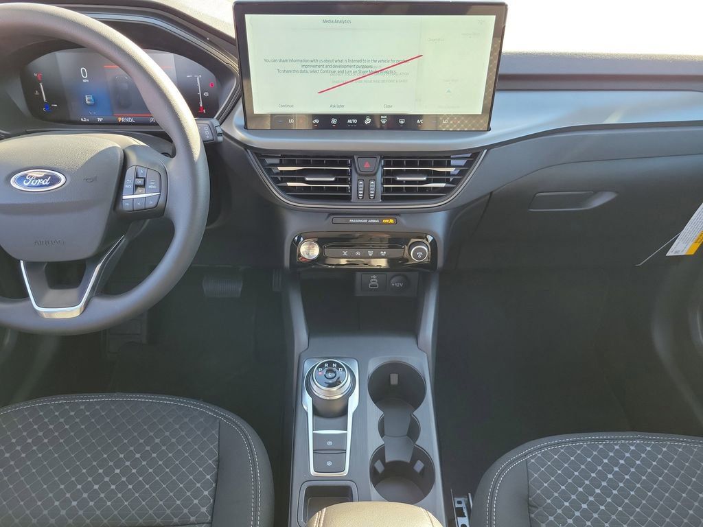 Ford Escape - Thumbnail 16