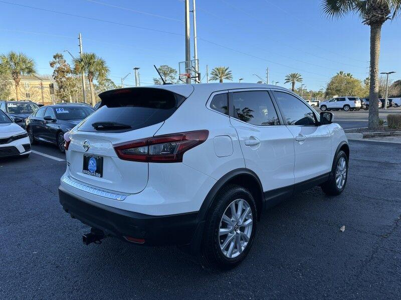 Nissan Rogue Sport - Thumbnail 6