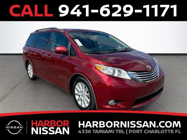 Toyota Sienna - View 1