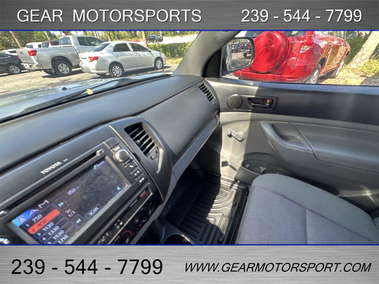 Toyota Tacoma - Thumbnail 19