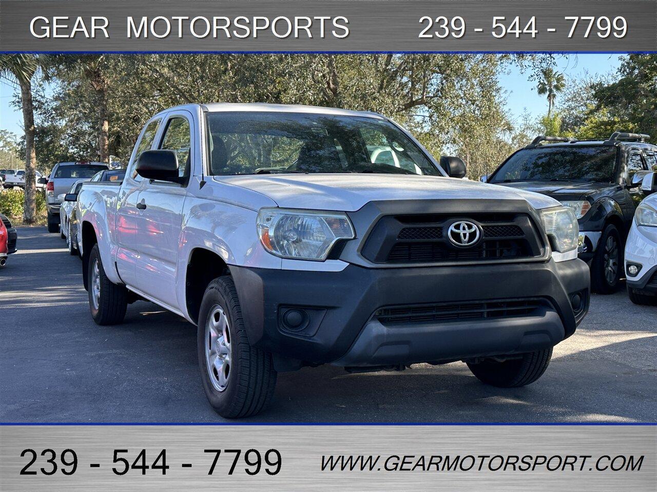 Toyota Tacoma 2.7L Long Bed Extended Cab - Thumbnail 3