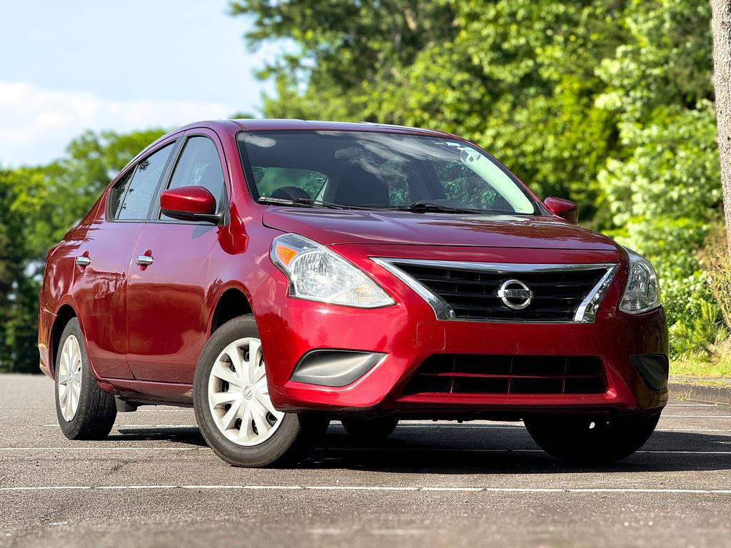 Nissan Versa - Thumbnail 3