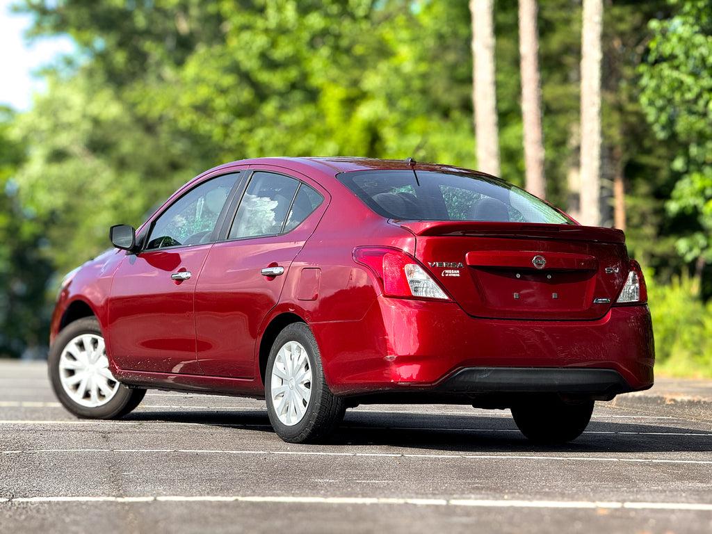 Nissan Versa - Thumbnail 7