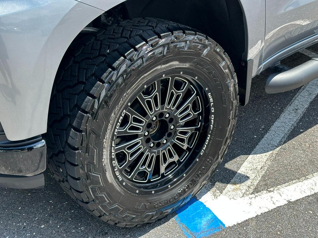 Chevrolet Silverado 1500 - Thumbnail 10