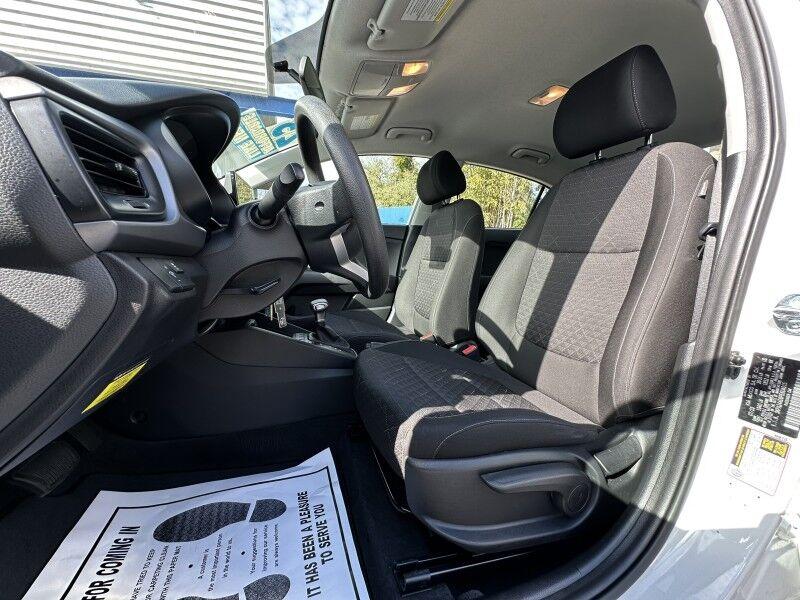 Kia Rio - Thumbnail 12