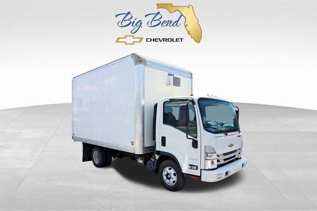 Chevrolet 3500 Hg Lcf Gas Base Rwd 2D Standard Cab - View 1