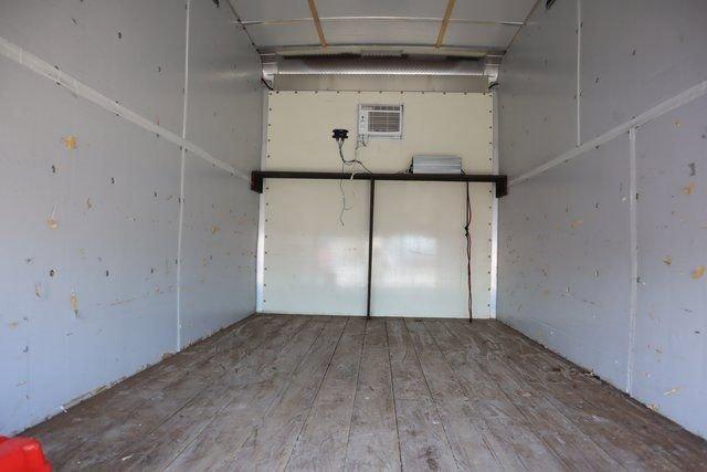 Chevrolet 3500 Hg Lcf Gas Base Rwd 2D Standard Cab - Thumbnail 19