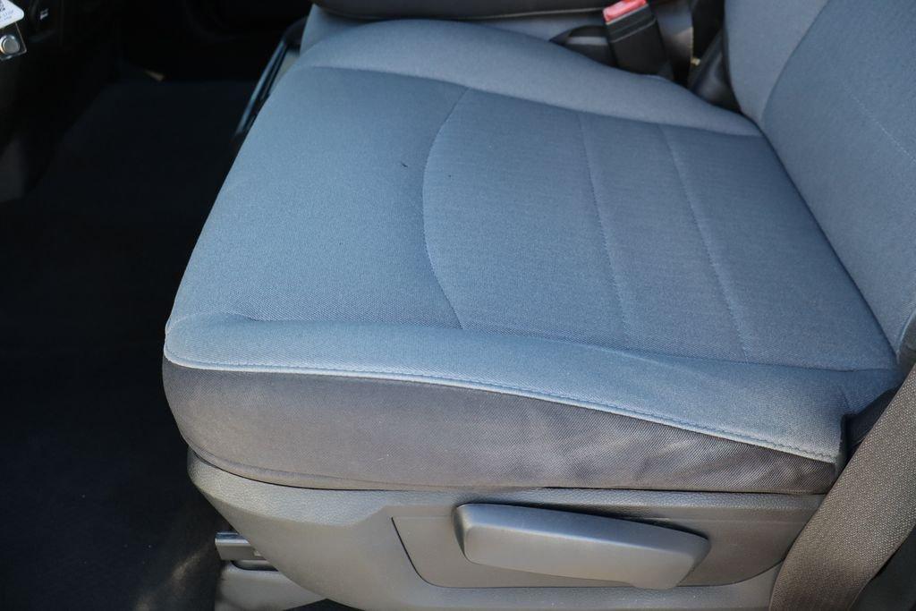 Ram 1500 Classic Slt 4Wd 4D Crew Cab - Thumbnail 19