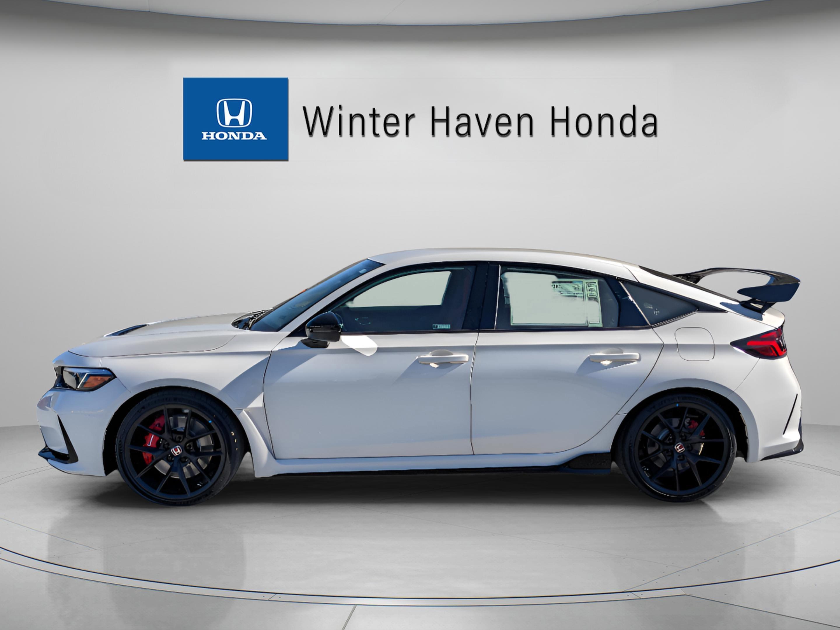 Honda Civic Type R - Thumbnail 4